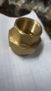 UNION UNIVERSAL BRONCE ROSCADA 1/2"